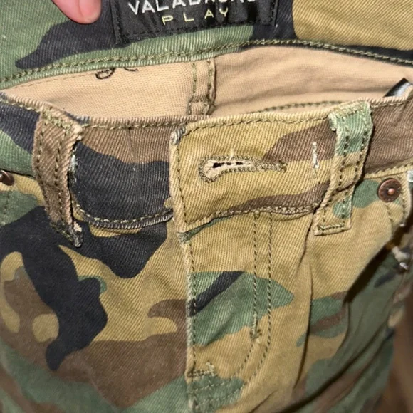 Valabasas pants camo